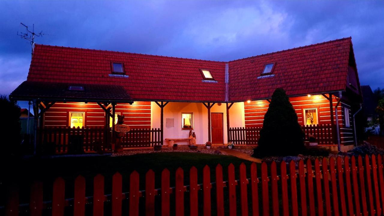 Roubenka Rozkos Nove Mesto nad Metuji Exterior foto